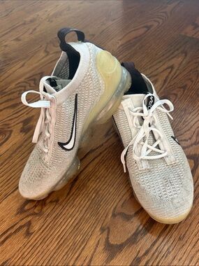 Nike Air Vapormax 2021 FK Knit Athletic Sneakers- 6Y